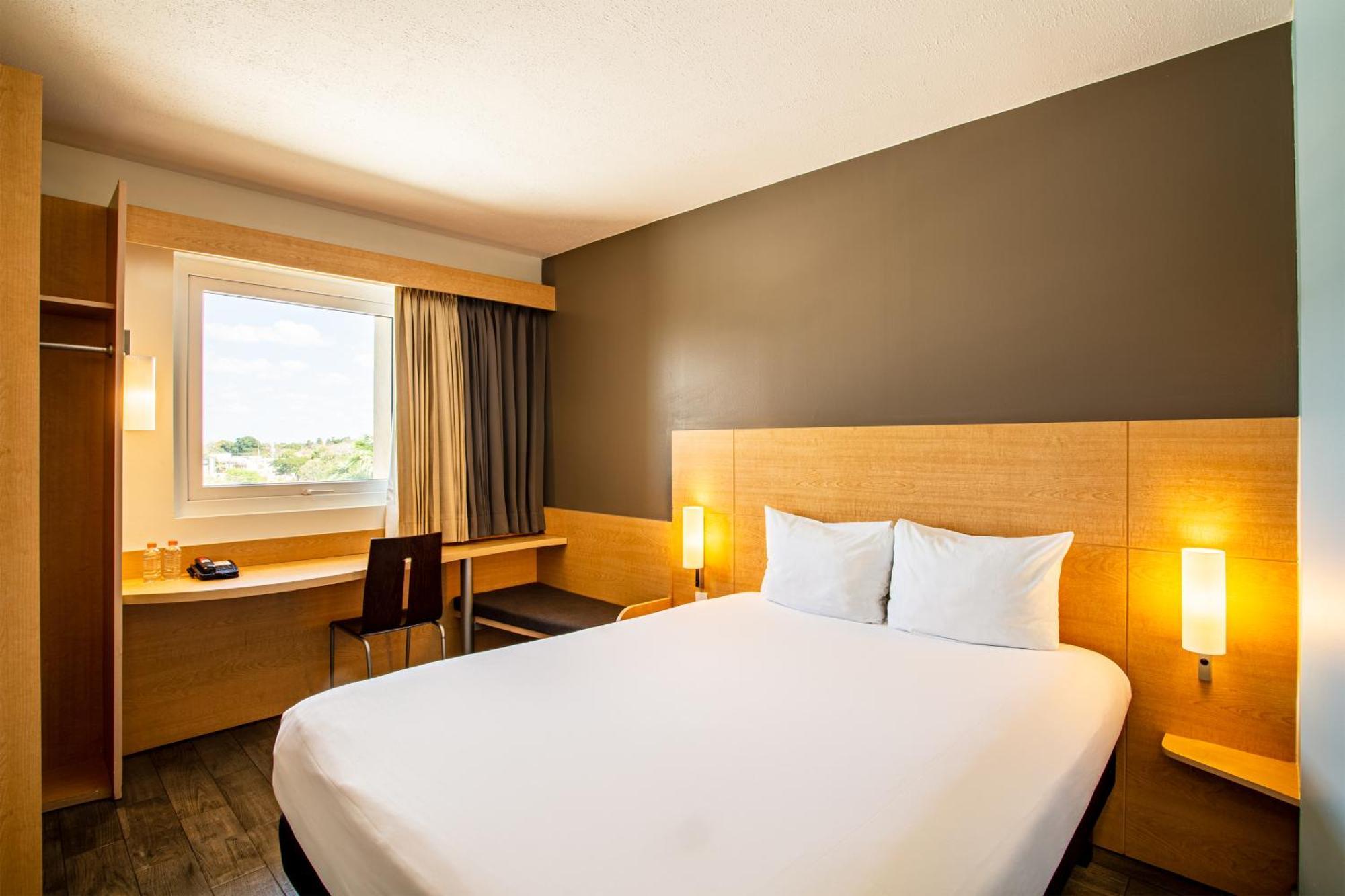 Standard Queen Room,1436712223:JPEG