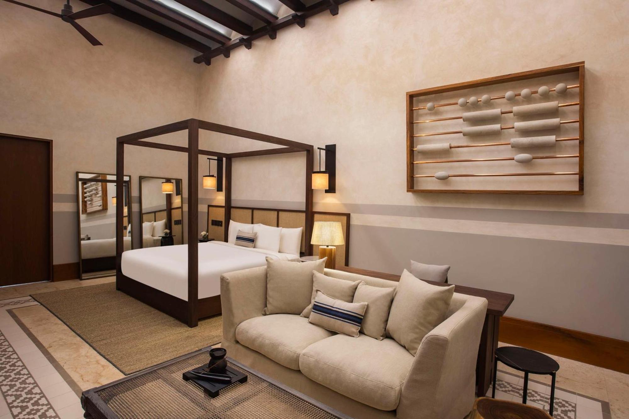 Xcanatun Pool suite