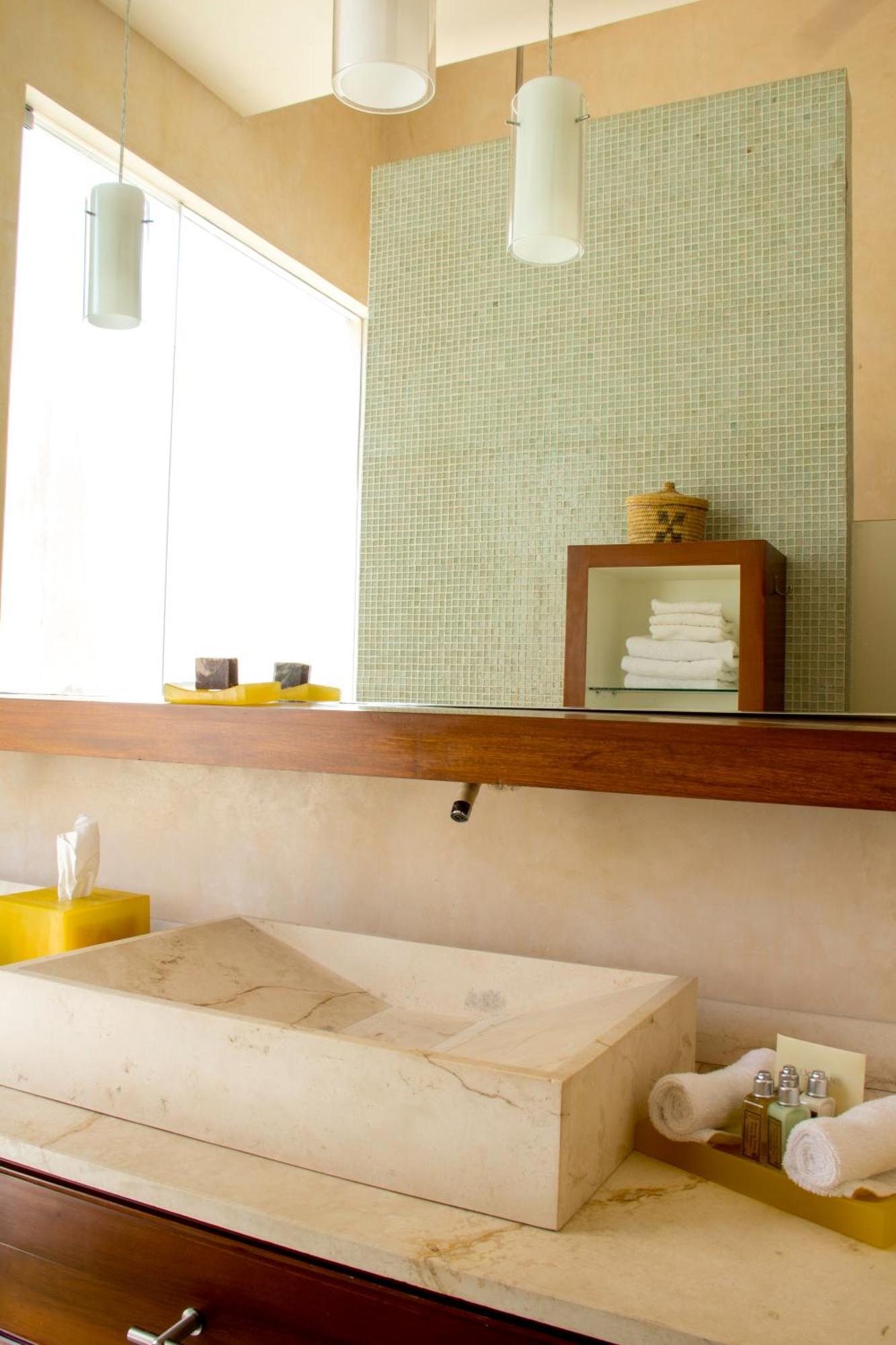 Master Suite,1432375045:JPEG