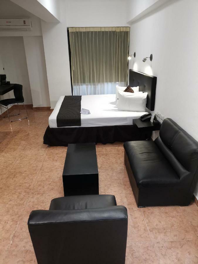 Deluxe King Room,909450745:JPEG