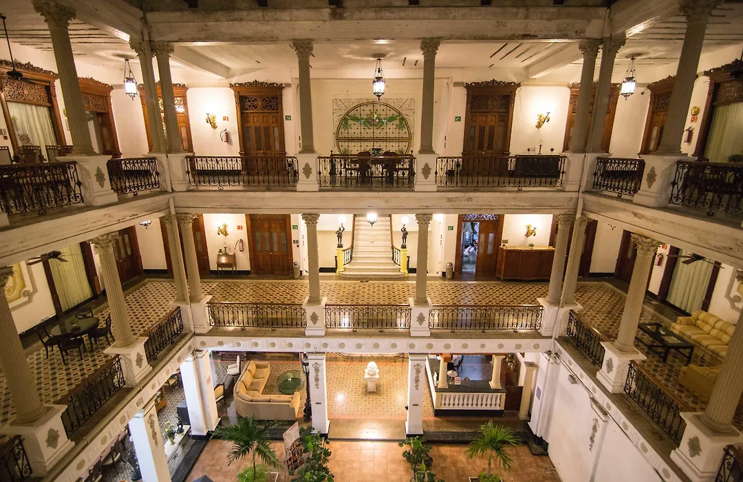 El Gran Hotel-1