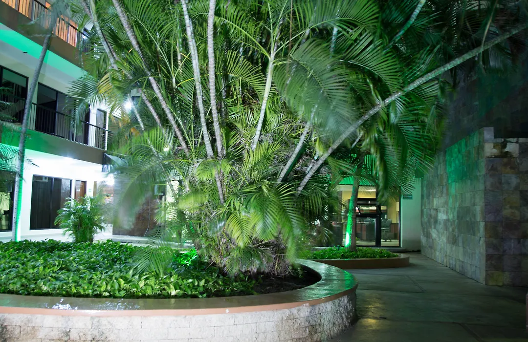 Hotel Ambassador Mérida-1