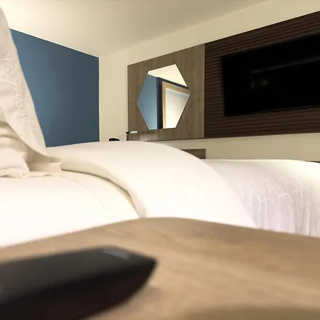 Holiday Inn Express Mérida, an IHG Hotel-2